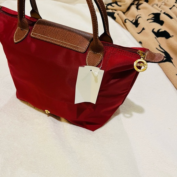 BNWT Longchap medium size bag color cranberry BN - Picture 13 of 15